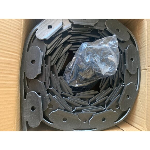 FunFanso 4" X 33 Landscape Edging Roll With Stakes For Gardening & Yard Design - Picture 3 of 3